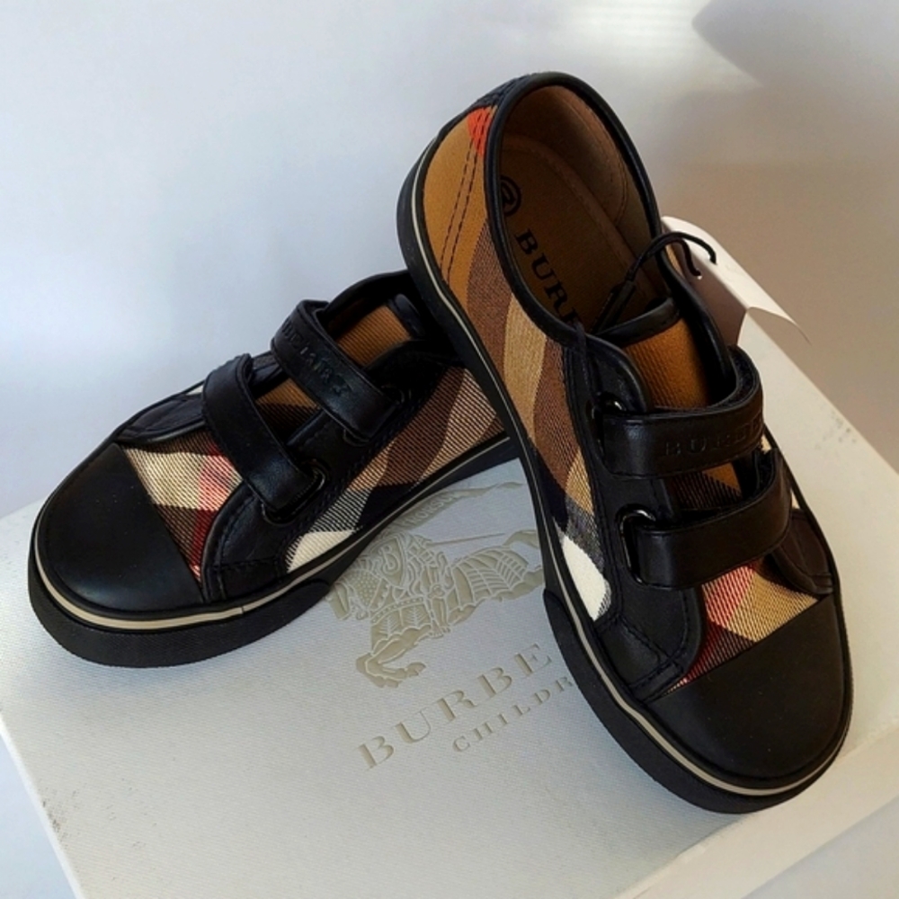 Burberry Kids Shoes in Black and Tan